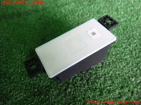 2UPJ-33286148]ベンツ C200 ステーションワゴン(205242)(205)コンピューター3 (ボルテージコンバーター) 中古_m0002.jpg