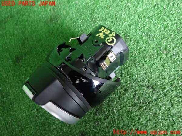 2UPJ-33287527]ベンツ C200 ステーションワゴン(205242)(205)エアコン吹き出し口2 (右) 中古_m0003.jpg