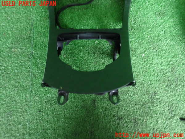 2UPJ-33287549]ベンツ C200 ステーションワゴン(205242)(205)コンソール 中古_m0003.jpg