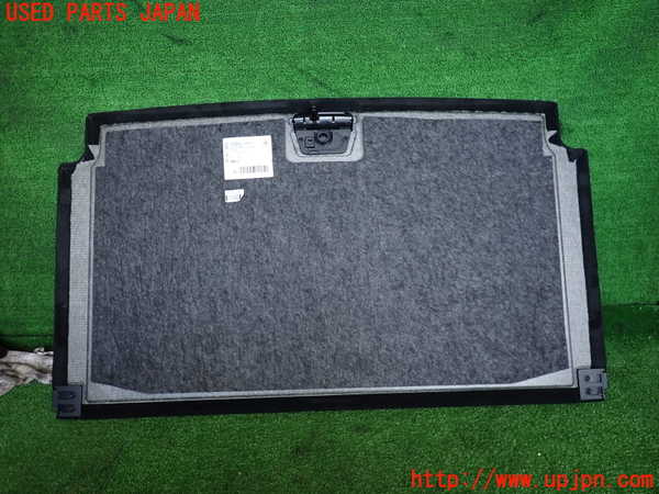2UPJ-33287771]ベンツ C200 ステーションワゴン(205242)(205)ラゲッジトレイ1 中古_m0002.jpg