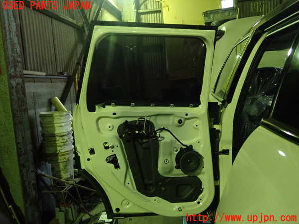 5UPJ-33291320]BMW ミニ(MINI)クーパー(XS15 F55)左後ドア M188 中古_m0003.jpg