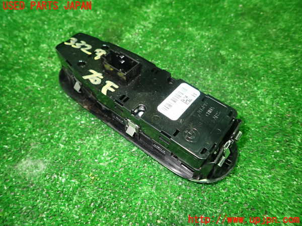 5UPJ-33296240]BMW ミニ(MINI)クーパー(XS15 F55)右前パワーウィンドウスイッチ 中古_m0002.jpg