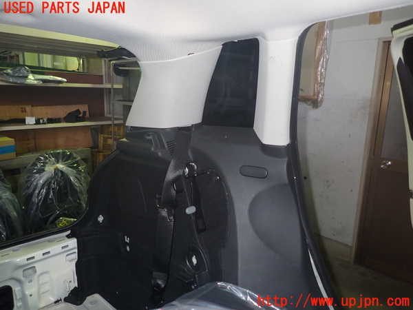 1UPJ-33297680]BMW ミニ(MINI)クーパー(XS15 F55)左リアピラートリム 中古_m0001.jpg