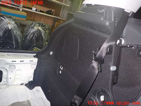 1UPJ-33297680]BMW ミニ(MINI)クーパー(XS15 F55)左リアピラートリム 中古_m0004.jpg