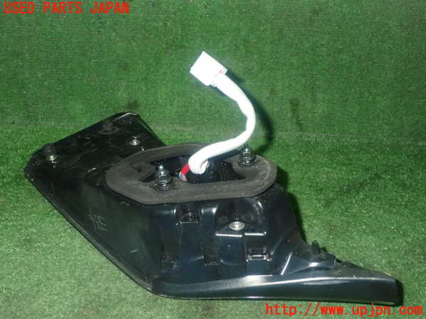1UPJ-33311550]レクサス・GS300h(AWL10)右リアフィニッシャー 中古_m0002.jpg