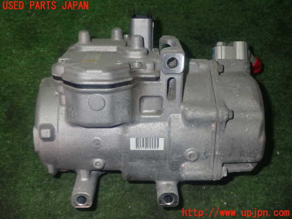 1UPJ-33316025]レクサス・GS300h(AWL10)エアコンコンプレッサー 中古_m0001.jpg