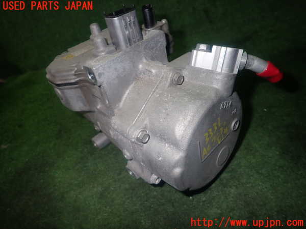1UPJ-33316025]レクサス・GS300h(AWL10)エアコンコンプレッサー 中古_m0002.jpg