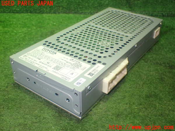 1UPJ-33316525]レクサス・GS300h(AWL10)アンプ 中古_m0002.jpg