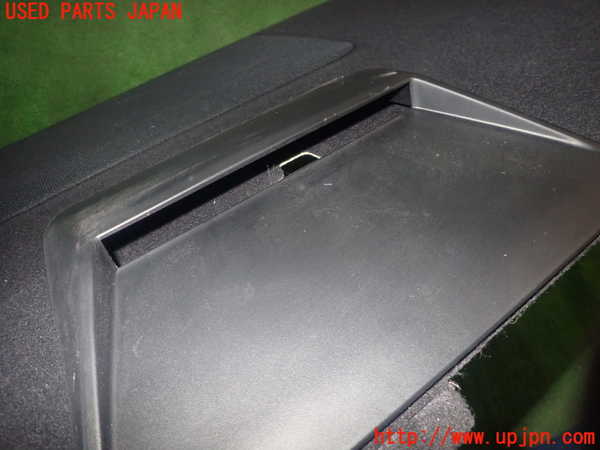 1UPJ-33317761]レクサス・GS300h(AWL10)トノカバー1 中古_m0003.jpg