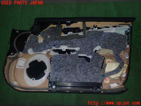 1UPJ-33311264]レクサス・GS300h(AWL10)左前ドア内張り 中古_m0002.jpg