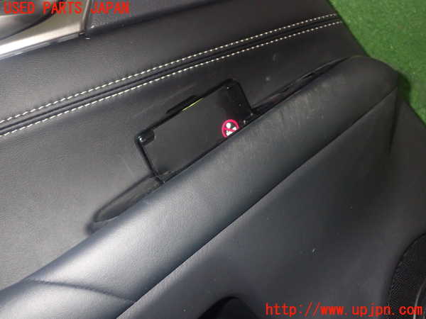 1UPJ-33311324]レクサス・GS300h(AWL10)左後ドア内張り 中古_m0004.jpg