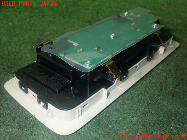 1UPJ-33316412]レクサス・GS300h(AWL10)ルームランプ2 中古_m0003.jpg