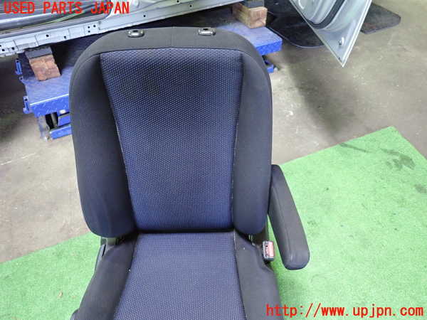 5UPJ-33327035]ステップワゴン スパーダ(RG1)運転席シート 中古_m0002.jpg