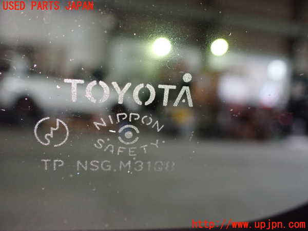 1UPJ-33331380]アイシス(ANM10W)右クォーターガラス NSG M31Q8 中古_m0002.jpg