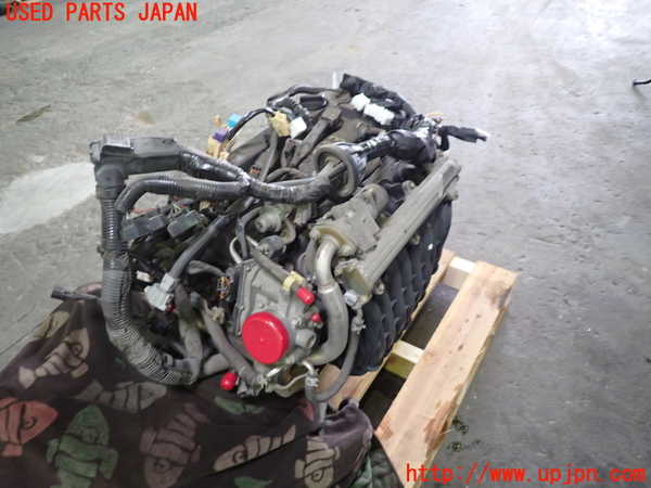 1UPJ-33332010]アイシス(ANM10W)エンジン 1AZ-FSE 中古_m0003.jpg