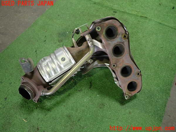 1UPJ-33332041]アイシス(ANM10W)エキマニ1 触媒 マニバーター 中古_m0003.jpg