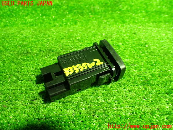 1UPJ-33336307]アイシス(ANM10W)スイッチ2 (PWR DOOR OFF) 中古_m0003.jpg