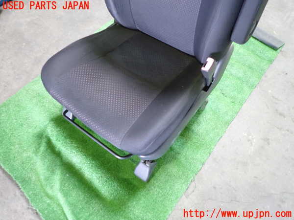 1UPJ-33337035]アイシス(ANM10W)運転席シート 中古_m0003.jpg