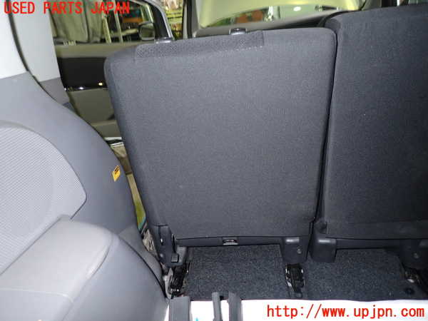 1UPJ-33337175]アイシス(ANM10W)左2列目シート 中古_m0004.jpg