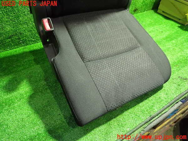 1UPJ-33337265]アイシス(ANM10W)左3列目シート 中古_m0003.jpg