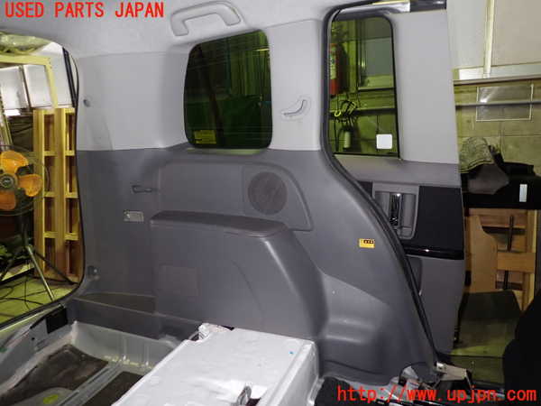 1UPJ-33337680]アイシス(ANM10W)左リアピラートリム 中古_m0005.jpg