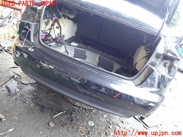 1UPJ-33341610]アウディ・A6(4GCHVS)リアバンパー 中古_m0001.jpg