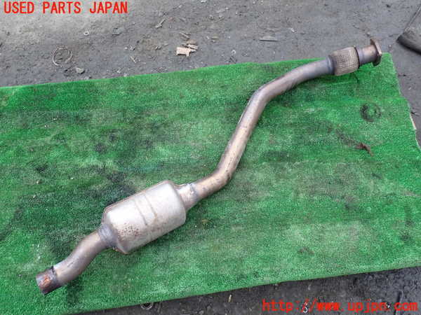 1UPJ-33342652]アウディ・A6(4GCHVS)センターパイプ2 (左側) 中古_m0002.jpg