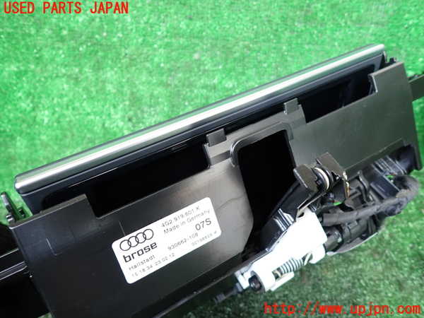 1UPJ-33346629]アウディ・A6(4GCHVS)モニター 中古_m0002.jpg
