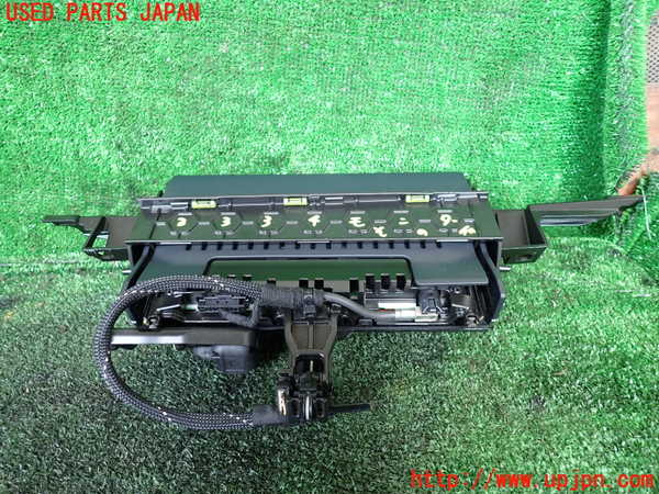 1UPJ-33346629]アウディ・A6(4GCHVS)モニター 中古_m0003.jpg
