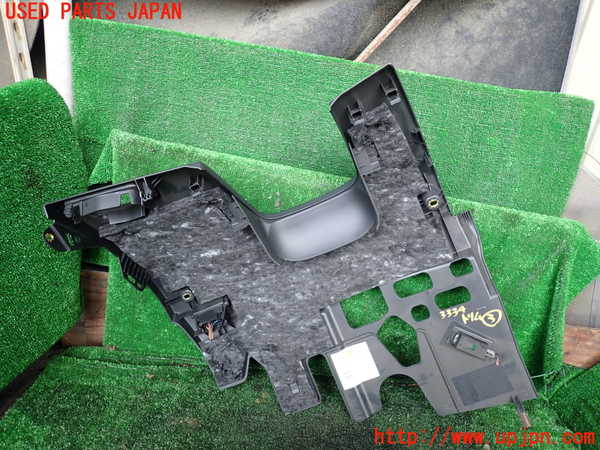 1UPJ-33347693]アウディ・A6(4GCHVS)内装トリム類3 中古_m0003.jpg