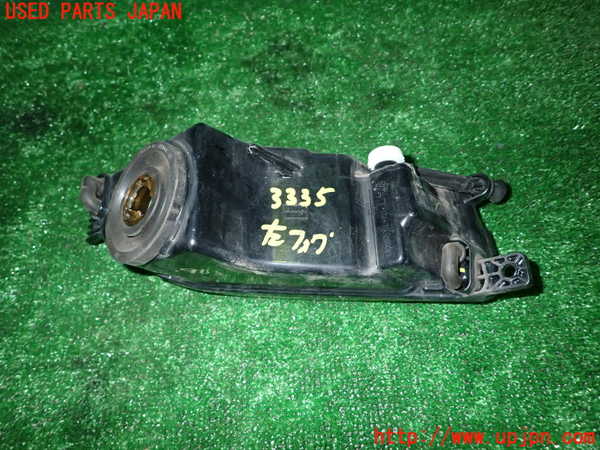 5UPJ-33351182]VW ザ･ビートル(16CPL)左フォグ 中古_m0002.jpg