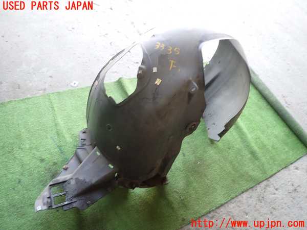 5UPJ-33351090]VW ザ･ビートル(16CPL)右前フェンダーライナー 中古_m0001.jpg