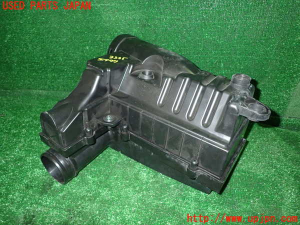 1UPJ-33352560]VW ザ･ビートル(16CPL)エアクリーナーボックス 中古_m0002.jpg