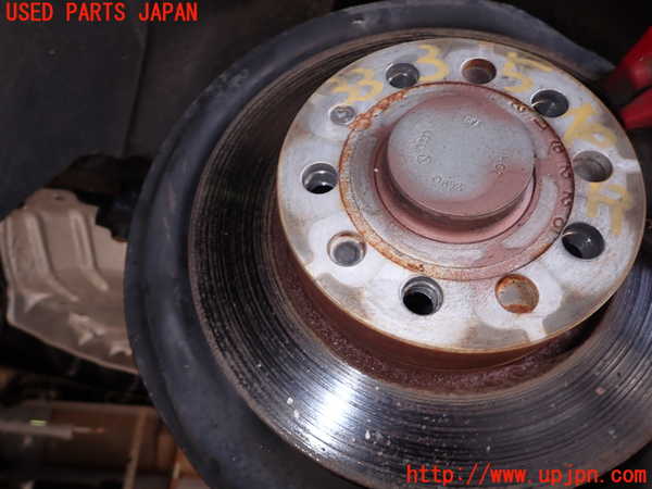5UPJ-33354300]VW ザ･ビートル(16CPL)右リアナックルハブ 中古_m0001.jpg