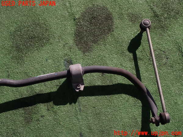 1UPJ-33355440]VW ザ･ビートル(16CPL)フロントスタビライザー 中古_m0002.jpg