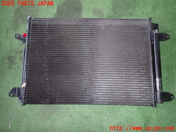 5UPJ-33356031]VW ザ･ビートル(16CPL)エアコンコンデンサー1 中古_m0002.jpg