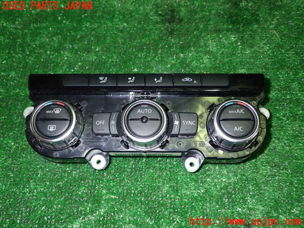 5UPJ-33356066]VW ザ･ビートル(16CPL)エアコンスイッチ1 中古_m0001.jpg