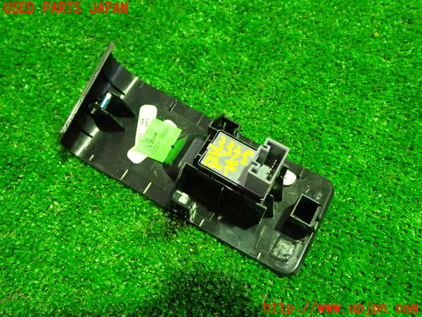 1UPJ-33356245]VW ザ･ビートル(16CPL)左パワーウィンドウスイッチ 中古_m0002.jpg