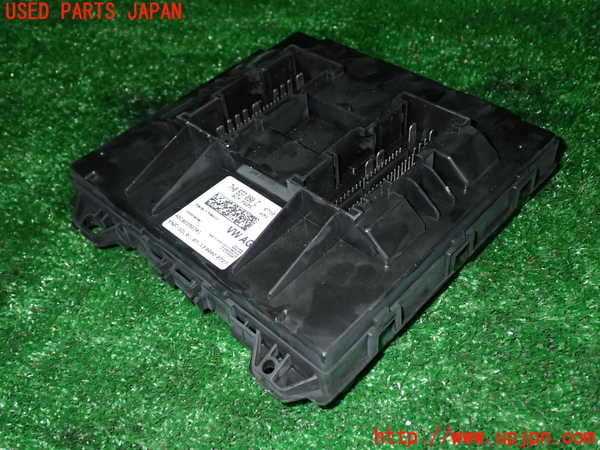 1UPJ-33356147]VW ザ･ビートル(16CPL)コンピューター2 (7H0 937 090 C) 中古_m0001.jpg