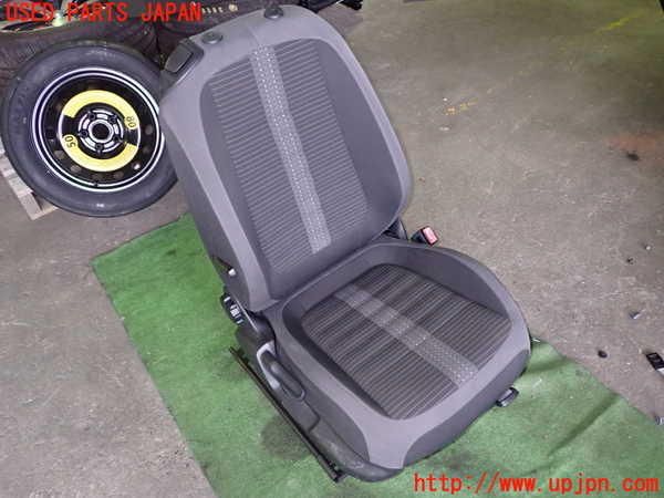 1UPJ-33357035]VW ザ･ビートル(16CPL)運転席シート 中古_m0001.jpg