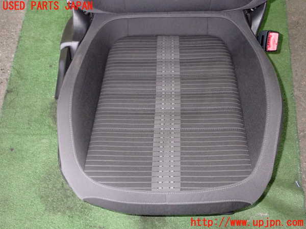 1UPJ-33357035]VW ザ･ビートル(16CPL)運転席シート 中古_m0003.jpg