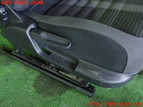 1UPJ-33357035]VW ザ･ビートル(16CPL)運転席シート 中古_m0004.jpg