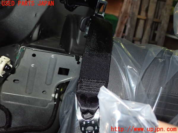 1UPJ-33357155]VW ザ･ビートル(16CPL)右2列目シートベルト 中古_m0001.jpg