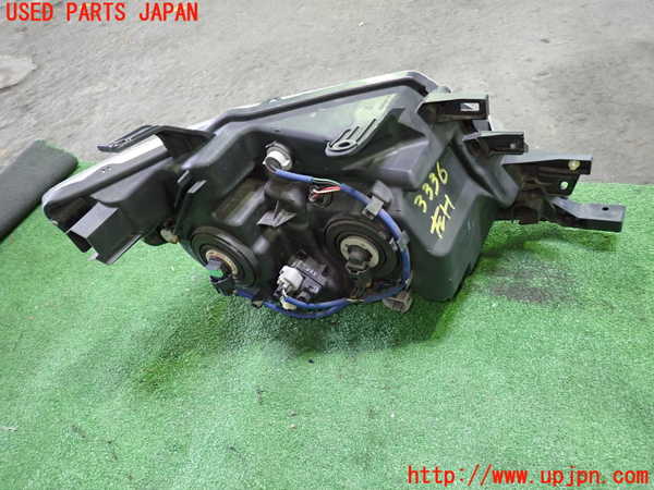 1UPJ-33361132]セレナ Sハイブリッド(HC26)左ヘッドライト ハロゲン 中古_m0002.jpg