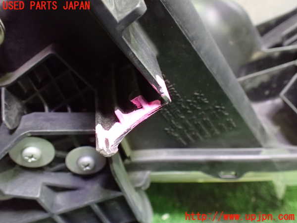 1UPJ-33361132]セレナ Sハイブリッド(HC26)左ヘッドライト ハロゲン 中古_m0003.jpg