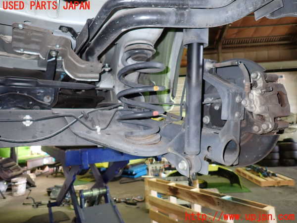 1UPJ-33365380]セレナ Sハイブリッド(HC26)リアアクスルビーム 中古_m0003.jpg