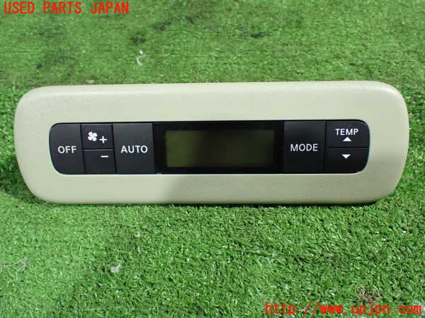 1UPJ-33366310]セレナ Sハイブリッド(HC26)スイッチ5 (リアエアコン) 中古_m0001.jpg