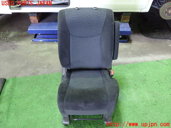 1UPJ-33367035]セレナ Sハイブリッド(HC26)運転席シート 中古_m0001.jpg