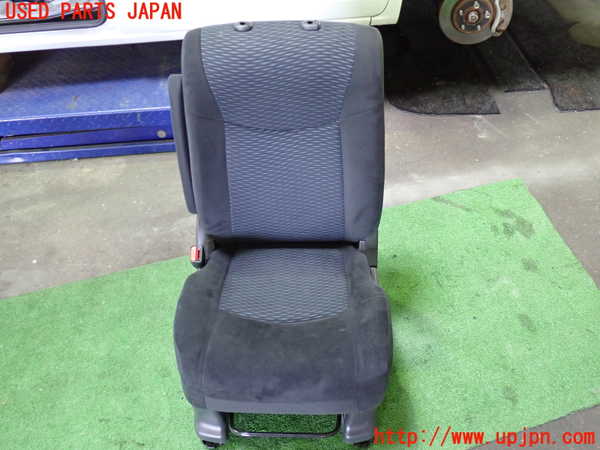 1UPJ-33367065]セレナ Sハイブリッド(HC26)助手席シート 中古_m0001.jpg