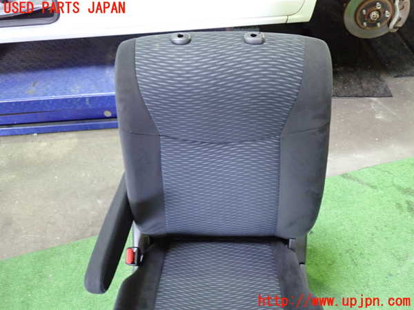1UPJ-33367065]セレナ Sハイブリッド(HC26)助手席シート 中古_m0002.jpg